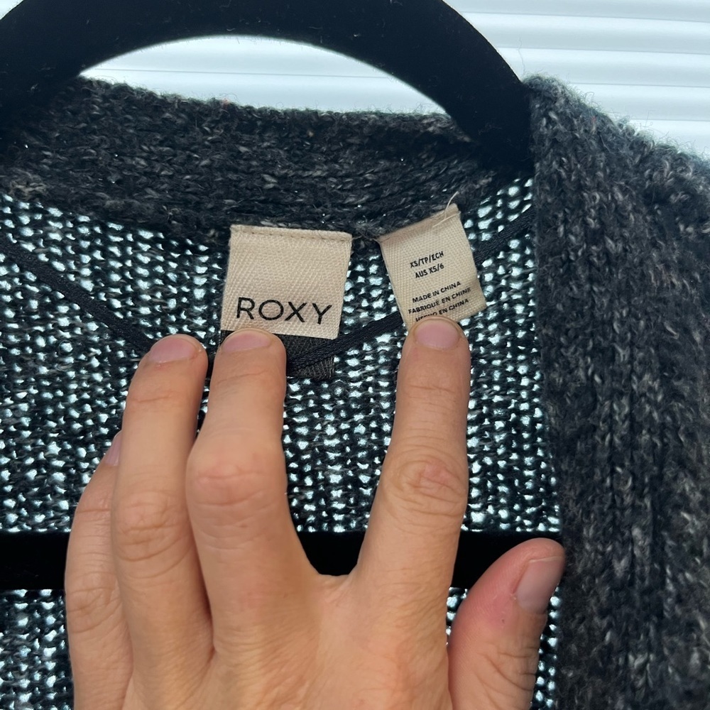 Blue Roxy Open Sweater Cardigan - Picture 2 of 3